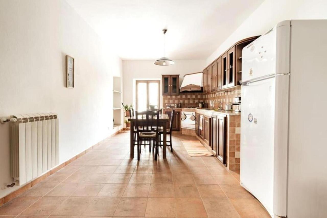 Tavola Tonda Apartament Palermo Luaran gambar